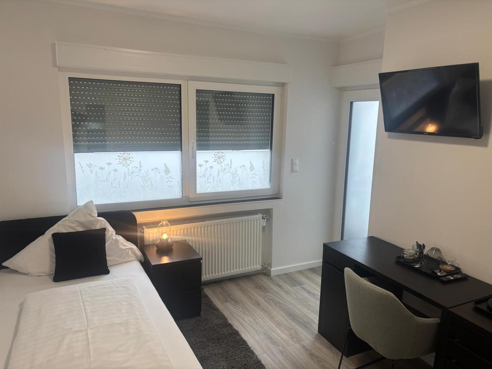 Gaestehaus Mietz Bad Neuenahr-Ahrweiler Eksteriør billede